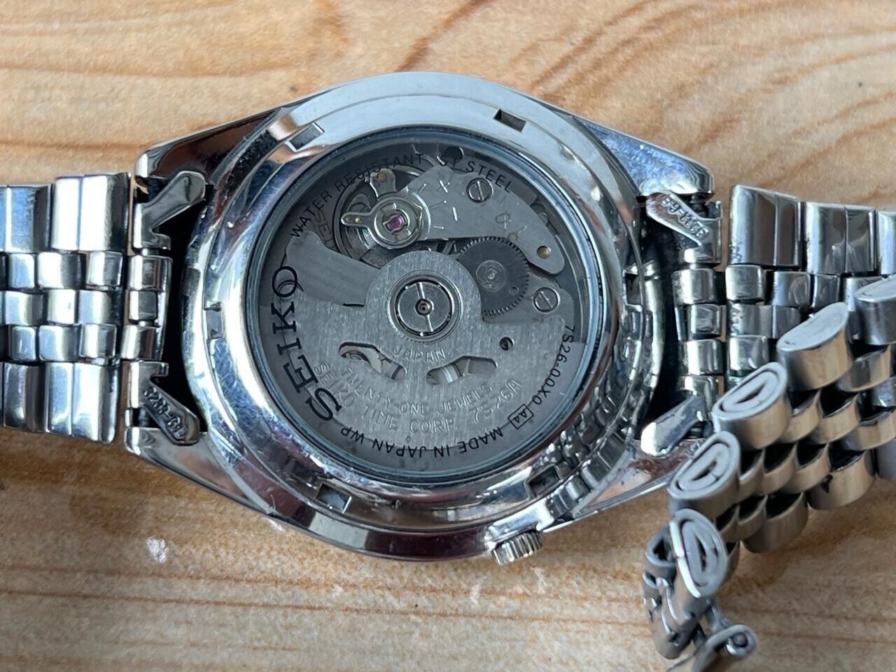 Seiko 5 Grey Dial 7s26-00x0 Automatic 21 Jewels 37mm Men’s Watch, Perfect