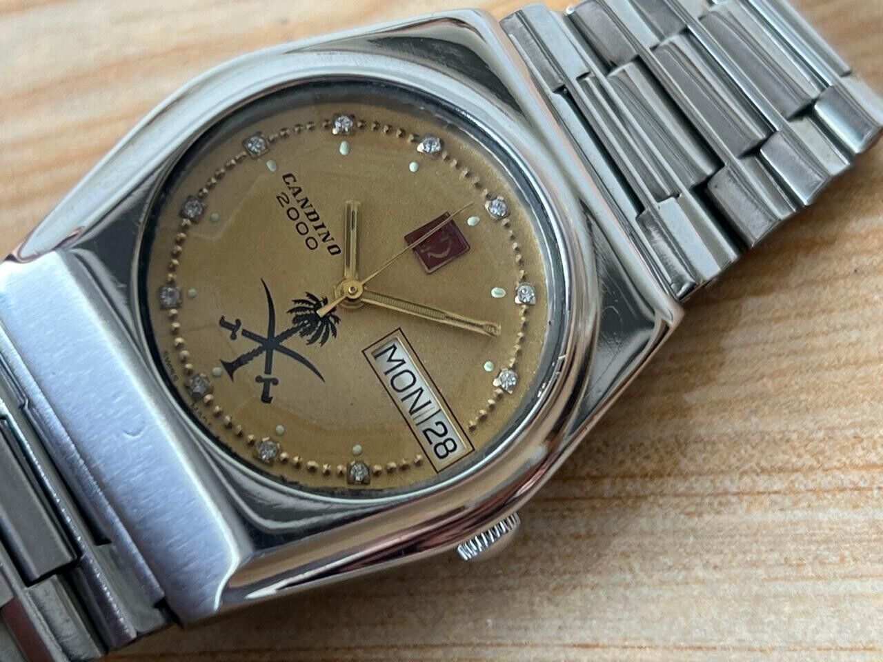 Vintage Candino 2000 Diamond Dial Automatic 34mm Men’s Watch, Perfect