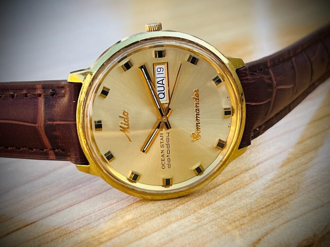 Vintage Mido Ocean Star Datoday Commander Mens Watch 38mm, Swiss Made