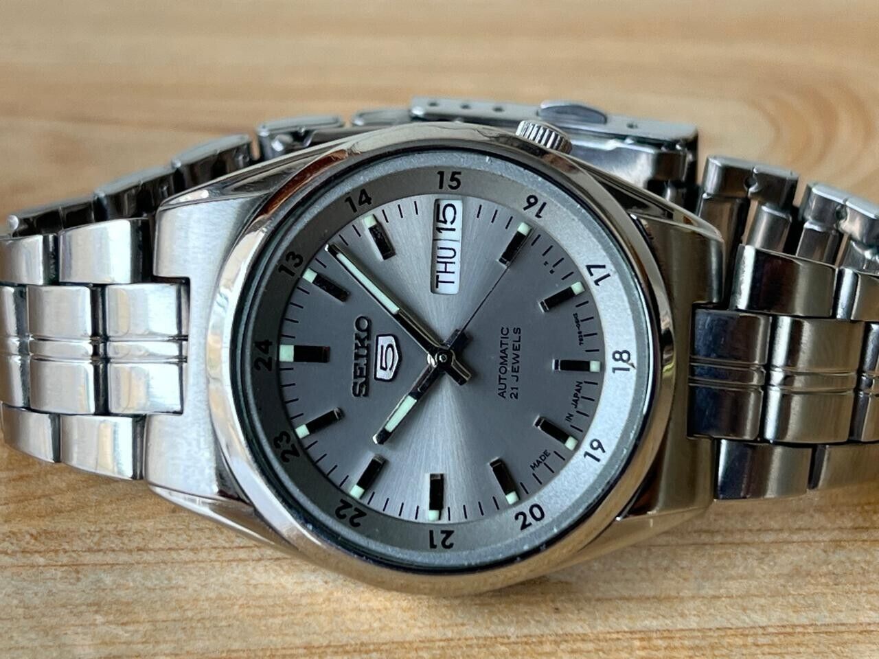 Seiko 5 Railway Dial 7s26-02c0 Automatic 21 Jewels 36mm Men’s Watch, Perfect
