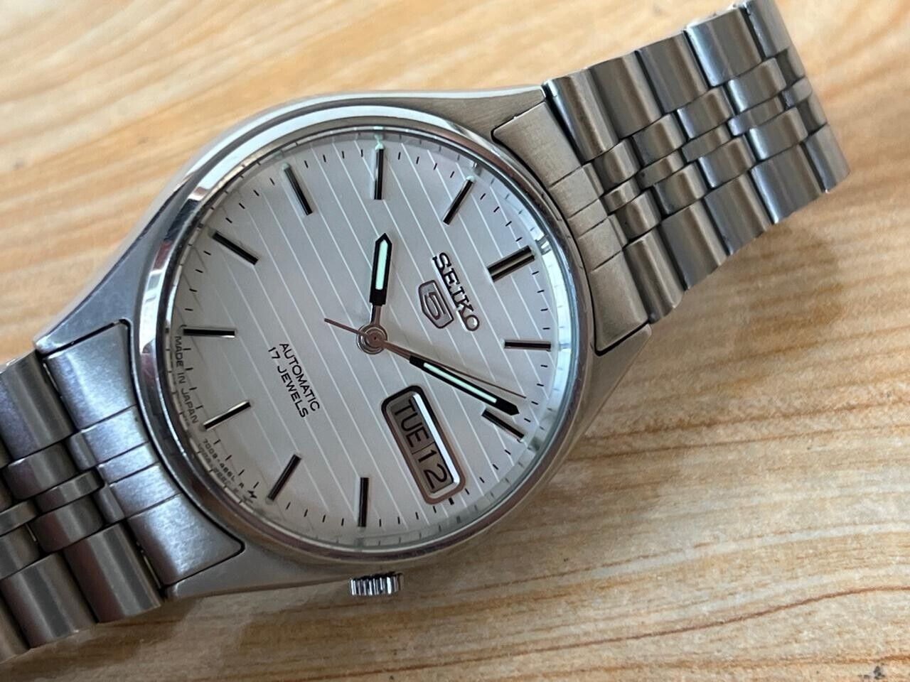 Vintage Seiko 5 Gold Dial 7009-3081 Automatic 35mm Men’s Watch, Perfect