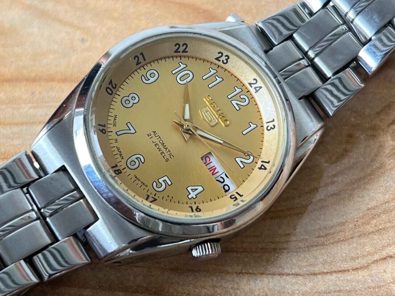 Seiko 5 Gold Dial 7s26-02c0 Automatic 21 Jewels 35mm Men’s Watch, Perfect