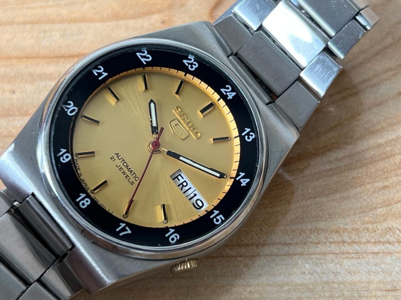 Seiko 5 Railway Dial 7s26-0530 Automatic 21 Jewels 37mm Men’s Watch, Perfect