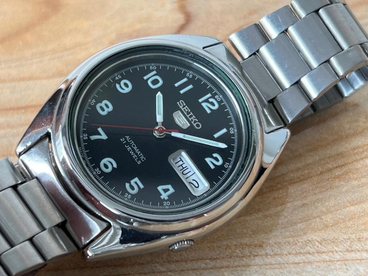 Seiko 5 Black Dial 7s26-0480 Automatic 21 Jewels 37mm Men’s Watch, Perfect