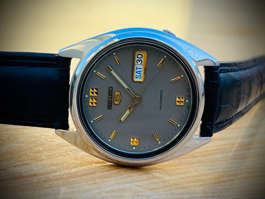 Seiko 5 Automatic Grey Dial 21 Jewels 7s26-0480 Japan 37mm