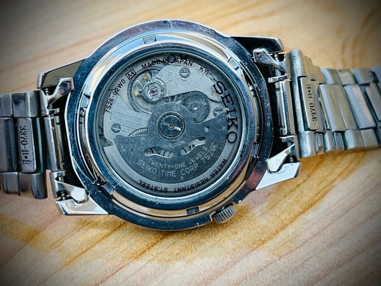 Seiko 5 Automatic 21 Jewels White Dial 7S26-02W0 39mm Men’s Watch