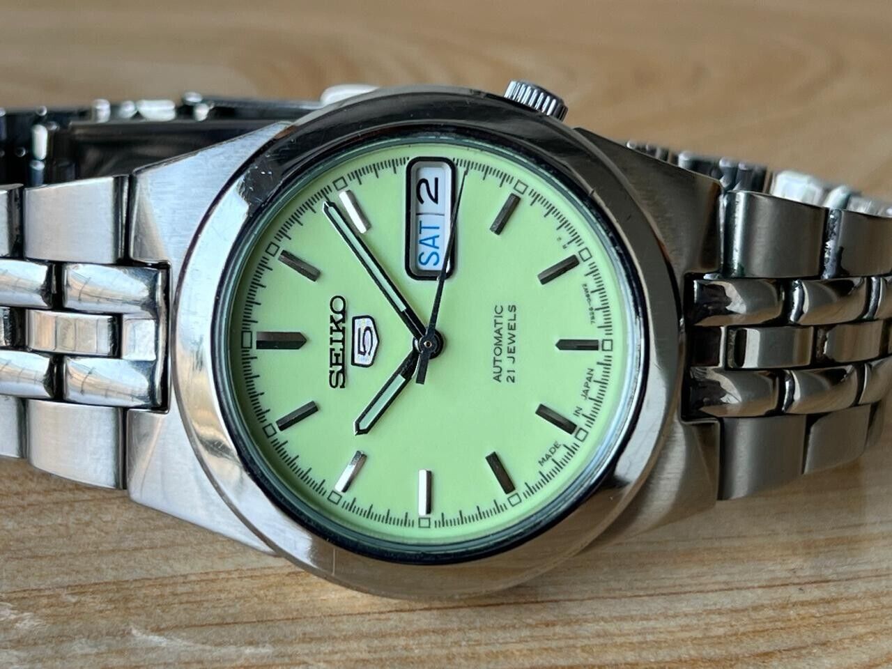 Seiko 5 Lume Dial 7s26-02v0 Automatic 21 Jewels 35mm Men’s Watch, Perfect