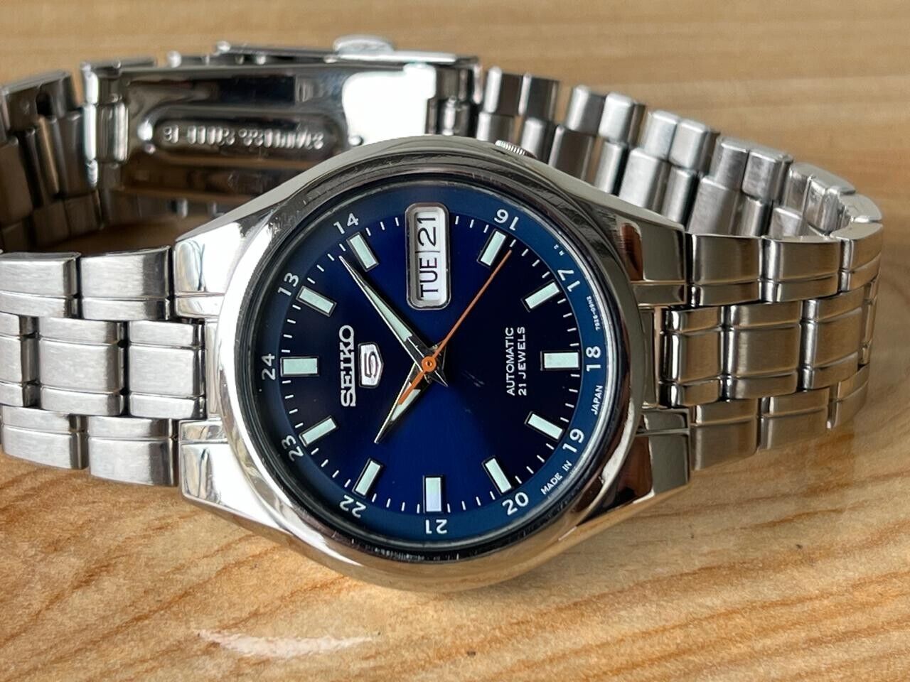 Seiko 5 Railway Dial 7s26-03e0 Automatic 21 Jewels 36mm Men’s Watch, Perfect