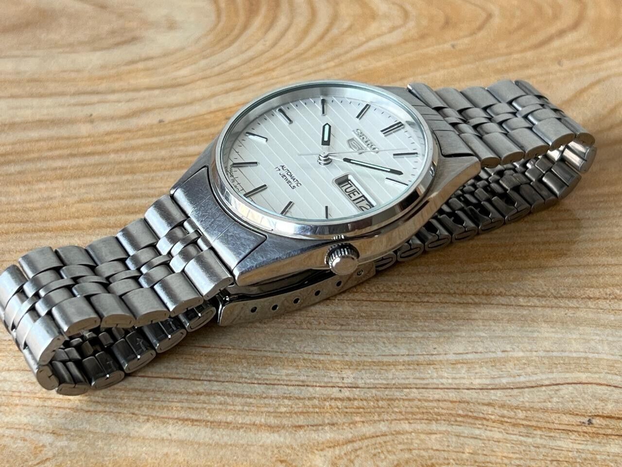 Vintage Seiko 5 Gold Dial 7009-3081 Automatic 35mm Men’s Watch, Perfect