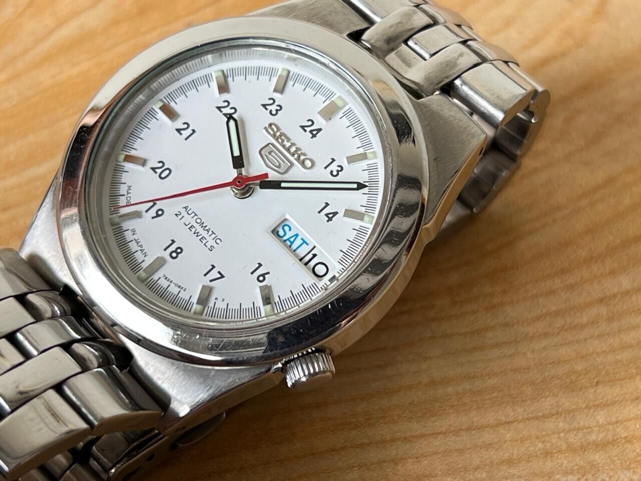 Seiko 5 White Dial 7s26-02v0 Automatic 21 Jewels 35mm Men’s Watch, Perfect