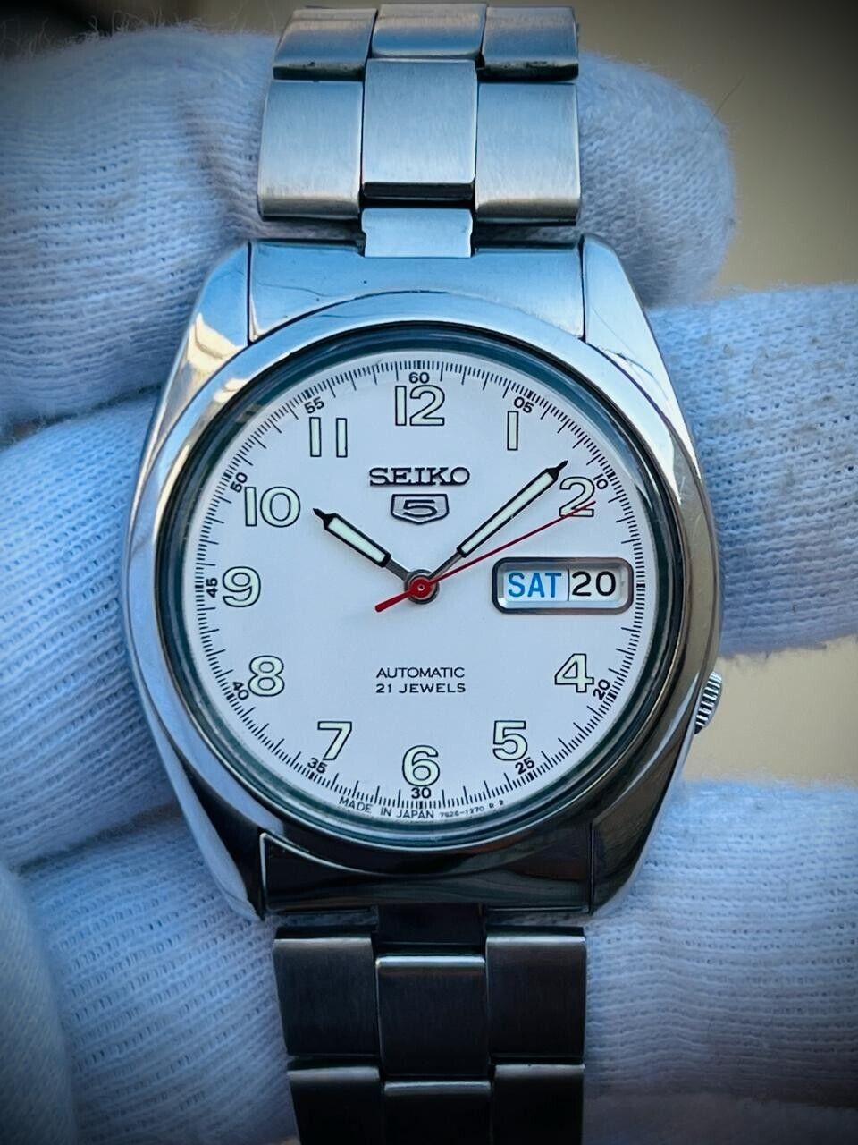 Seiko 5 Automatic 21 Jewels White Dial 7S26-0590 Mens Watch 37mm