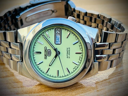 Seiko 5 Automatic Radium Dial 21 Jewels 7s26-02V0 Mens Watch 37mm