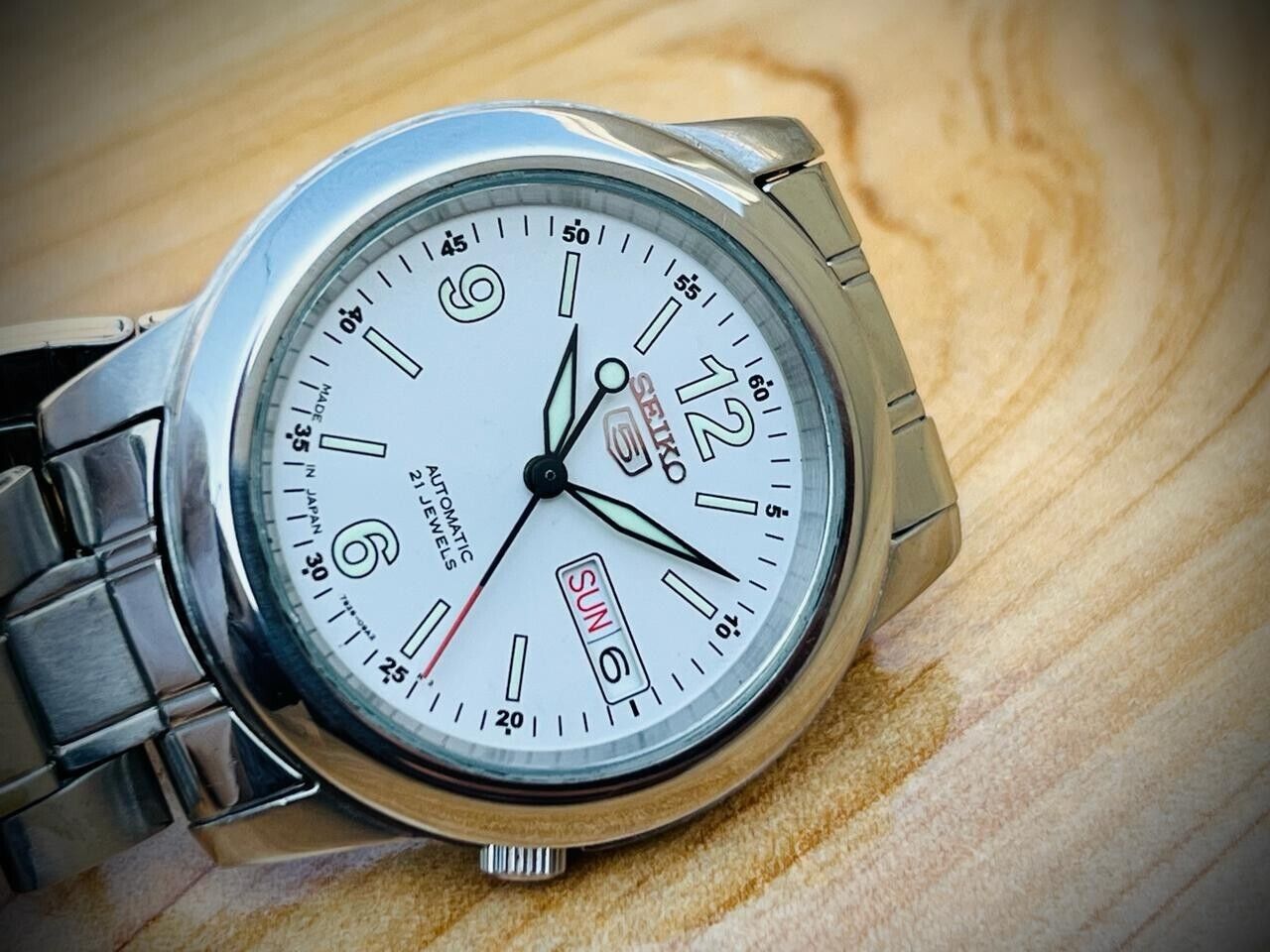 Seiko 5 Automatic 21 Jewels White Dial 7S26-02W0 39mm Men’s Watch