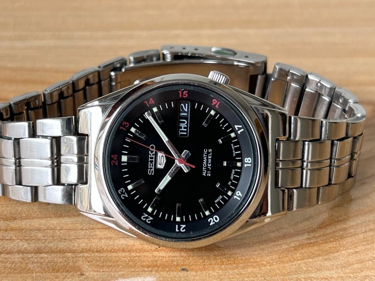 Seiko 5 Railway Dial 7s26-00x0 Automatic 21 Jewels 35mm Men’s Watch, Perfect