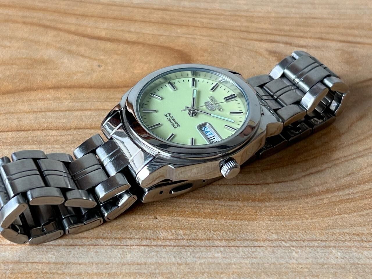 Seiko 5 Lume Dial 7s26-00a0 Automatic 21 Jewels 34mm Men’s Watch, Perfect