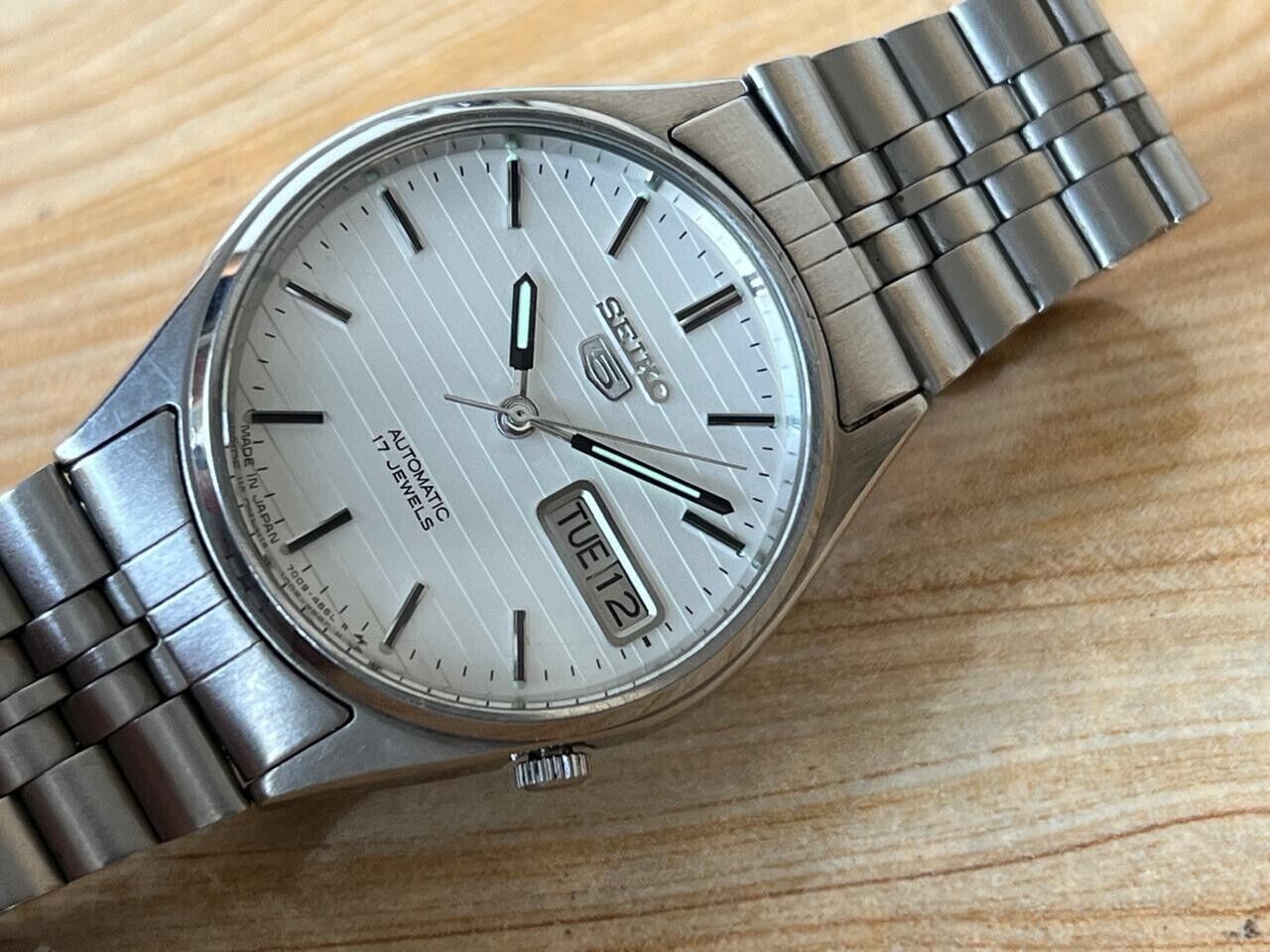 Vintage Seiko 5 Gold Dial 7009-3081 Automatic 35mm Men’s Watch, Perfect