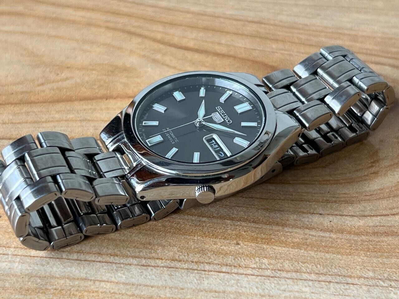 Seiko 5 Grey Dial 7s26-03e0 Automatic 21 Jewels 36mm Men’s Watch, Perfect