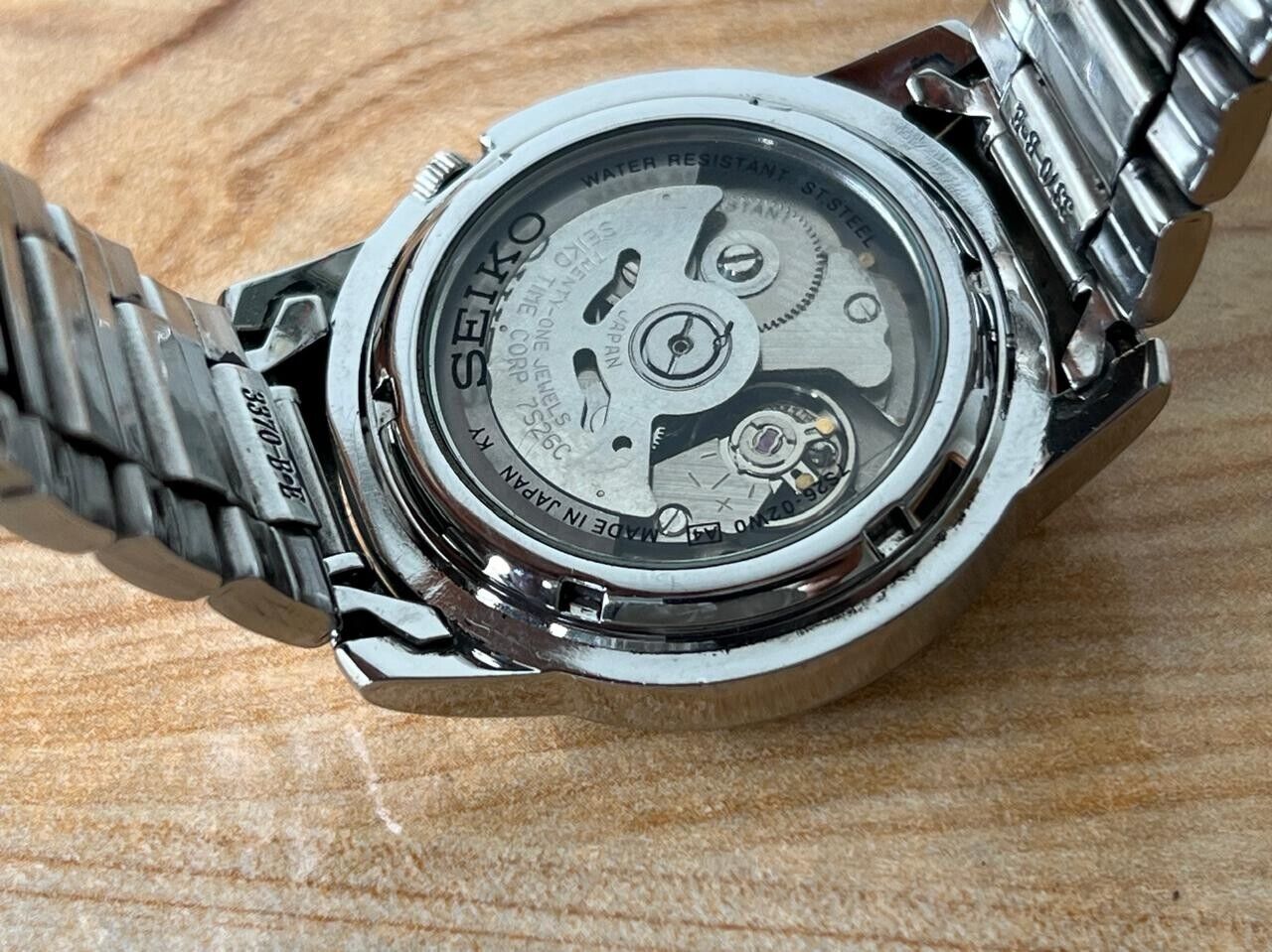 Seiko 5 Black Dial 7s26-02w0 Automatic 21 Jewels 39mm Men’s Watch, Perfect