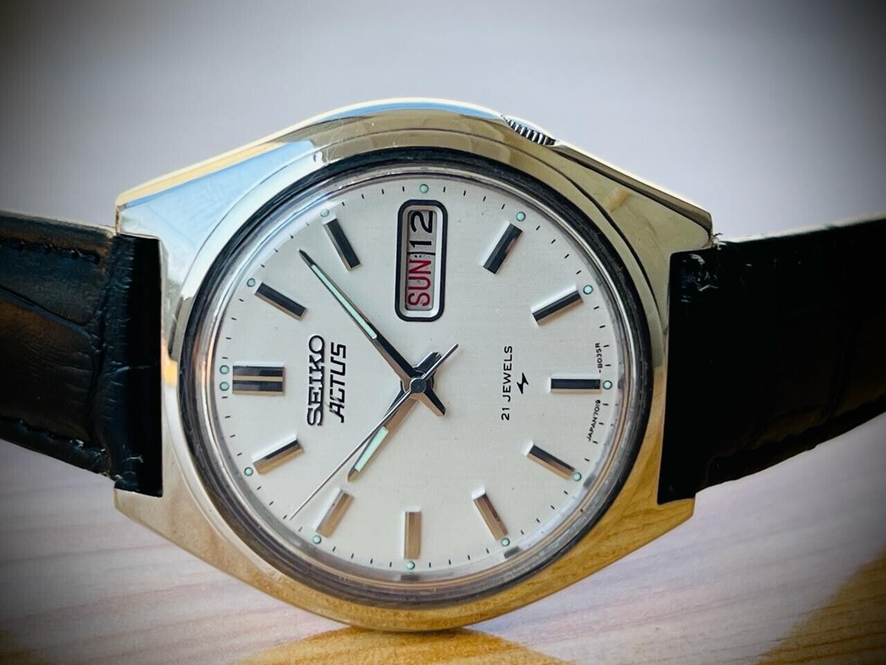 Vintage Seiko Actus 21 Jewels Automatic 7019-8010 Japan 39mm