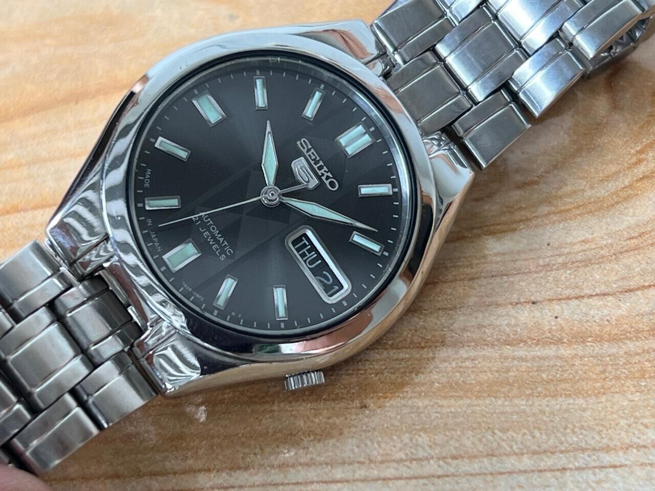 Seiko 5 Grey Dial 7s26-03e0 Automatic 21 Jewels 36mm Men’s Watch, Perfect