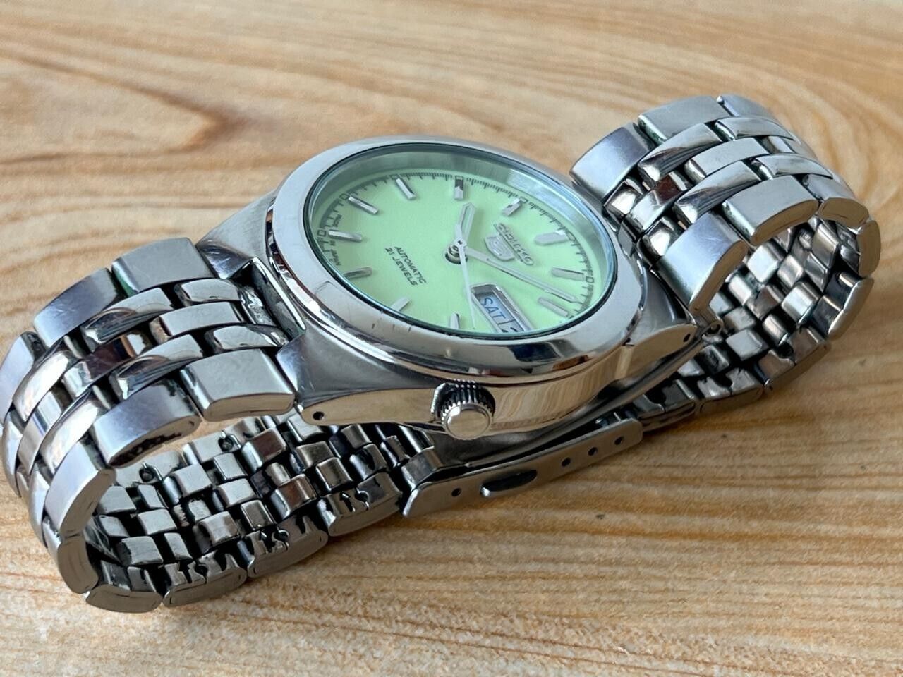 Seiko 5 Lume Dial 7s26-02v0 Automatic 21 Jewels 35mm Men’s Watch, Perfect