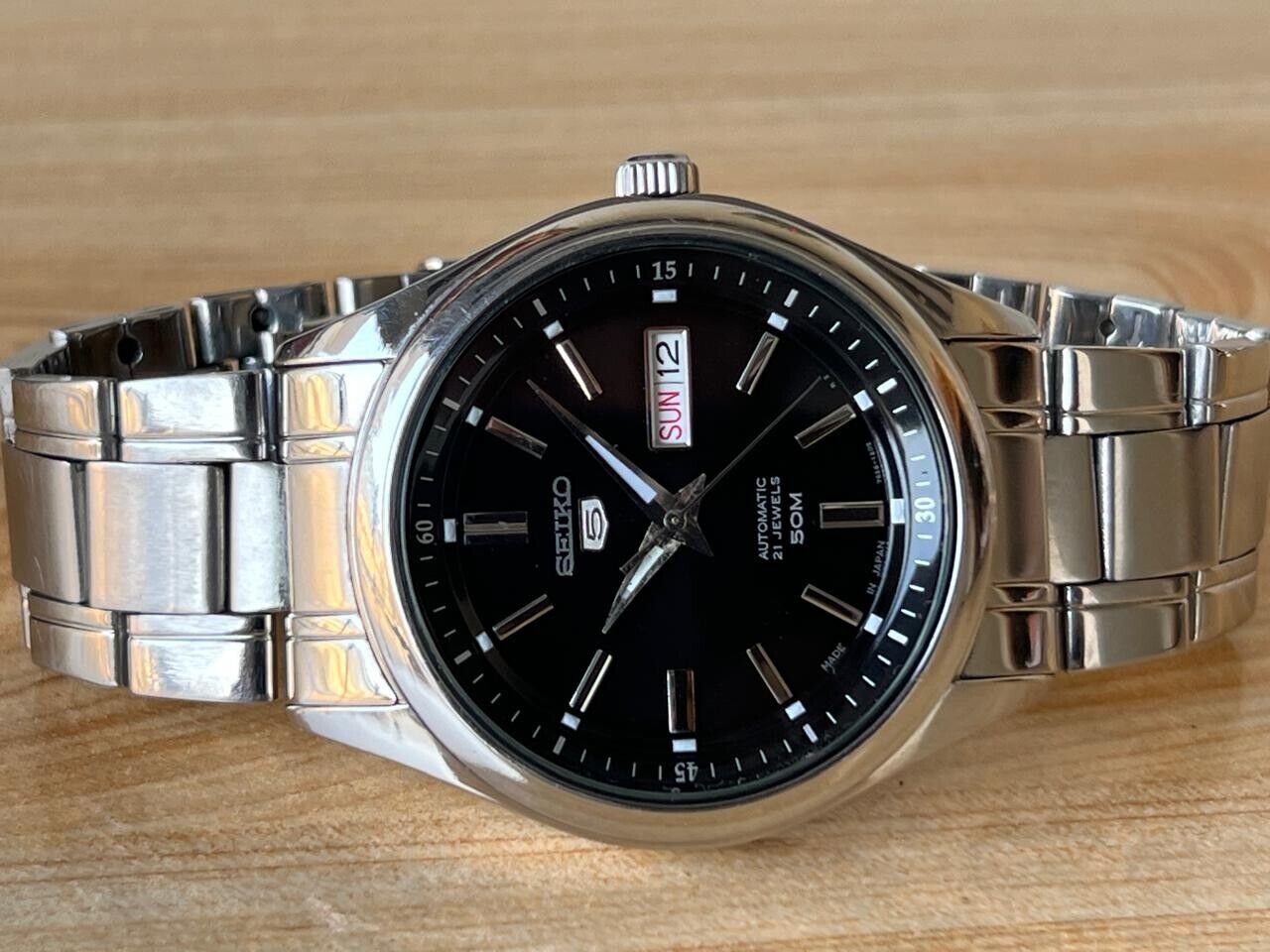 Seiko 5 Black Dial 50m 7s26-04m0 Automatic 42mm Men’s Watch, Perfect