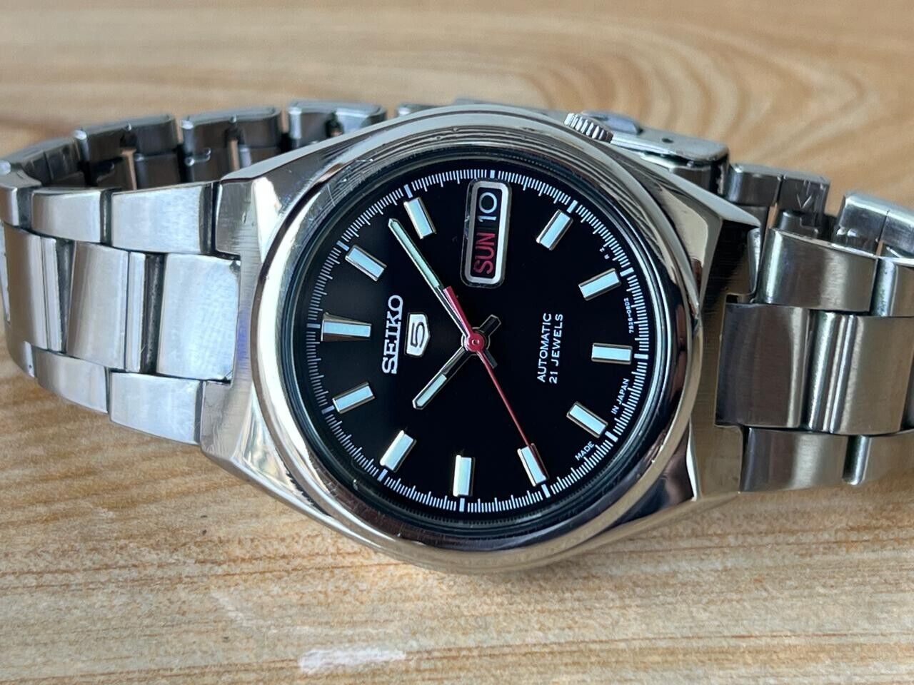 Seiko 5 Black Dial 7s26-02s0 Automatic 37mm Men’s Watch, Perfect