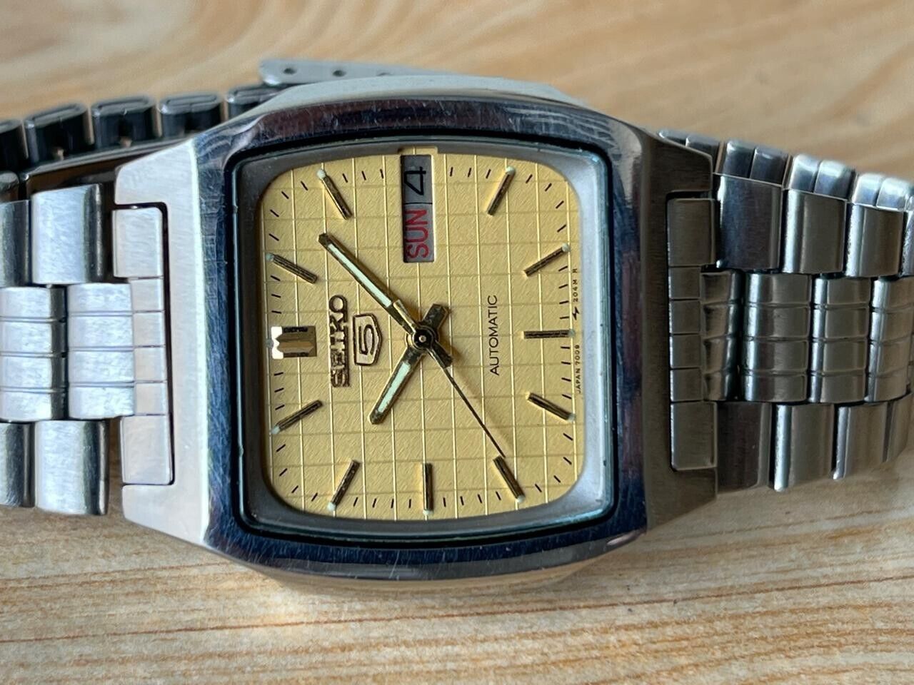 Vintage Seiko 5 Gold Dial 7009-3161 Automatic 34mm Men’s Watch, Perfect
