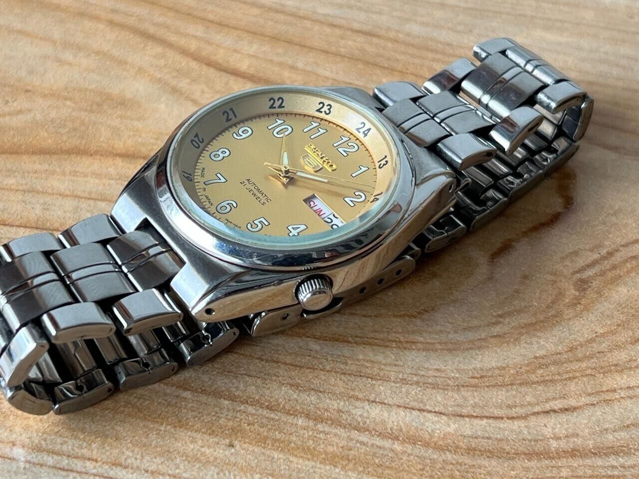 Seiko 5 Gold Dial 7s26-02c0 Automatic 21 Jewels 35mm Men’s Watch, Perfect