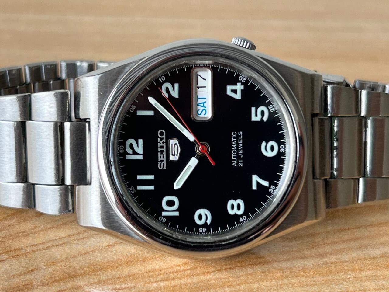 Seiko 5 Black Dial 7s26-0520 Automatic 21 Jewels 34mm Men’s Watch, Perfect