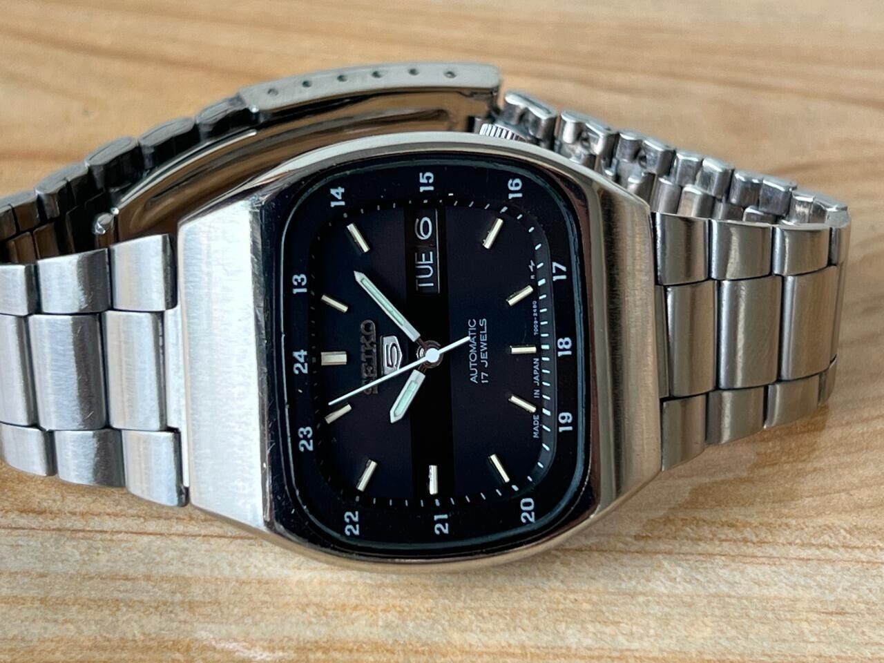 Vintage Seiko 5 Black 7009-205J Automatic 36mm Men’s Watch, Perfect