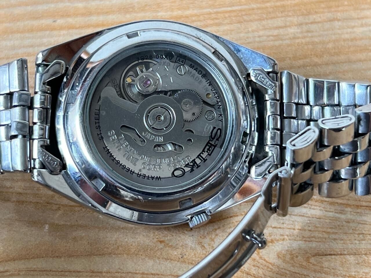 Seiko 5 Grey Dial 7s26-00x0 Automatic 21 Jewels 37mm Men’s Watch, Perfect