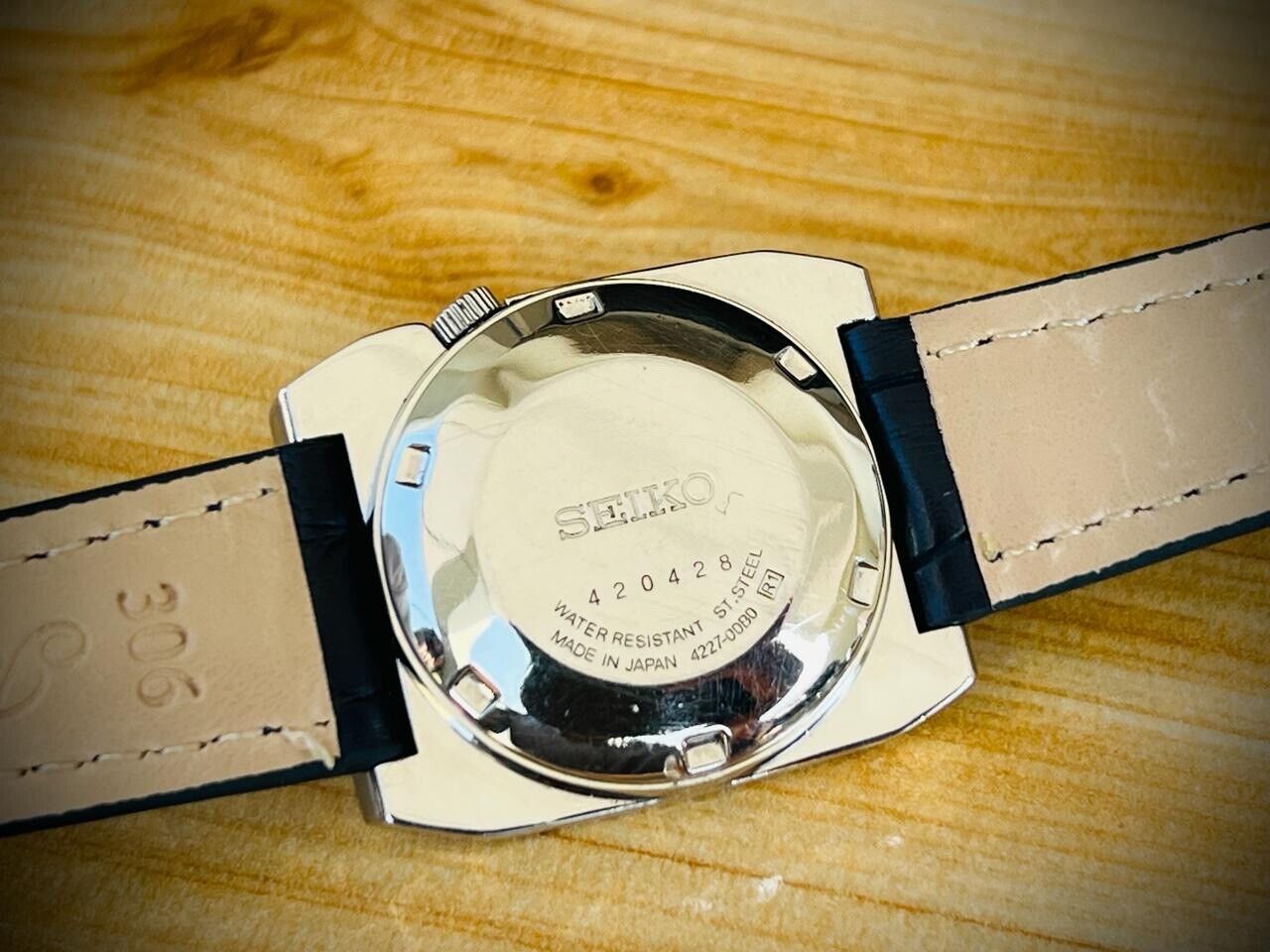 Vintage Seiko 5 Automatic Blue Dial 21 Jewels 4227-00B0, Japan 35mm