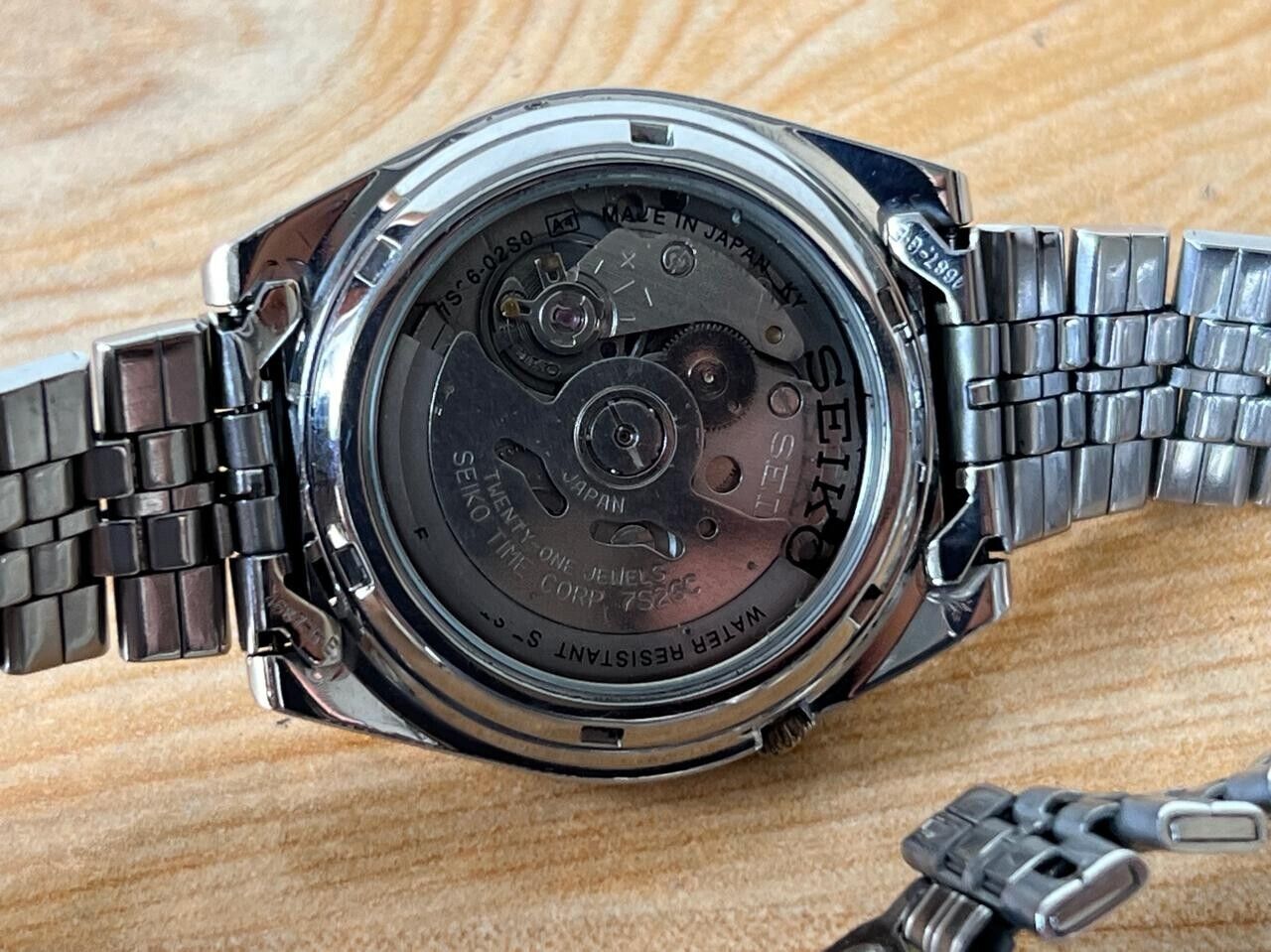 Seiko 5 Gold Dial 7s26-02s0 Automatic 21 Jewels 37mm Men’s Watch, Perfect