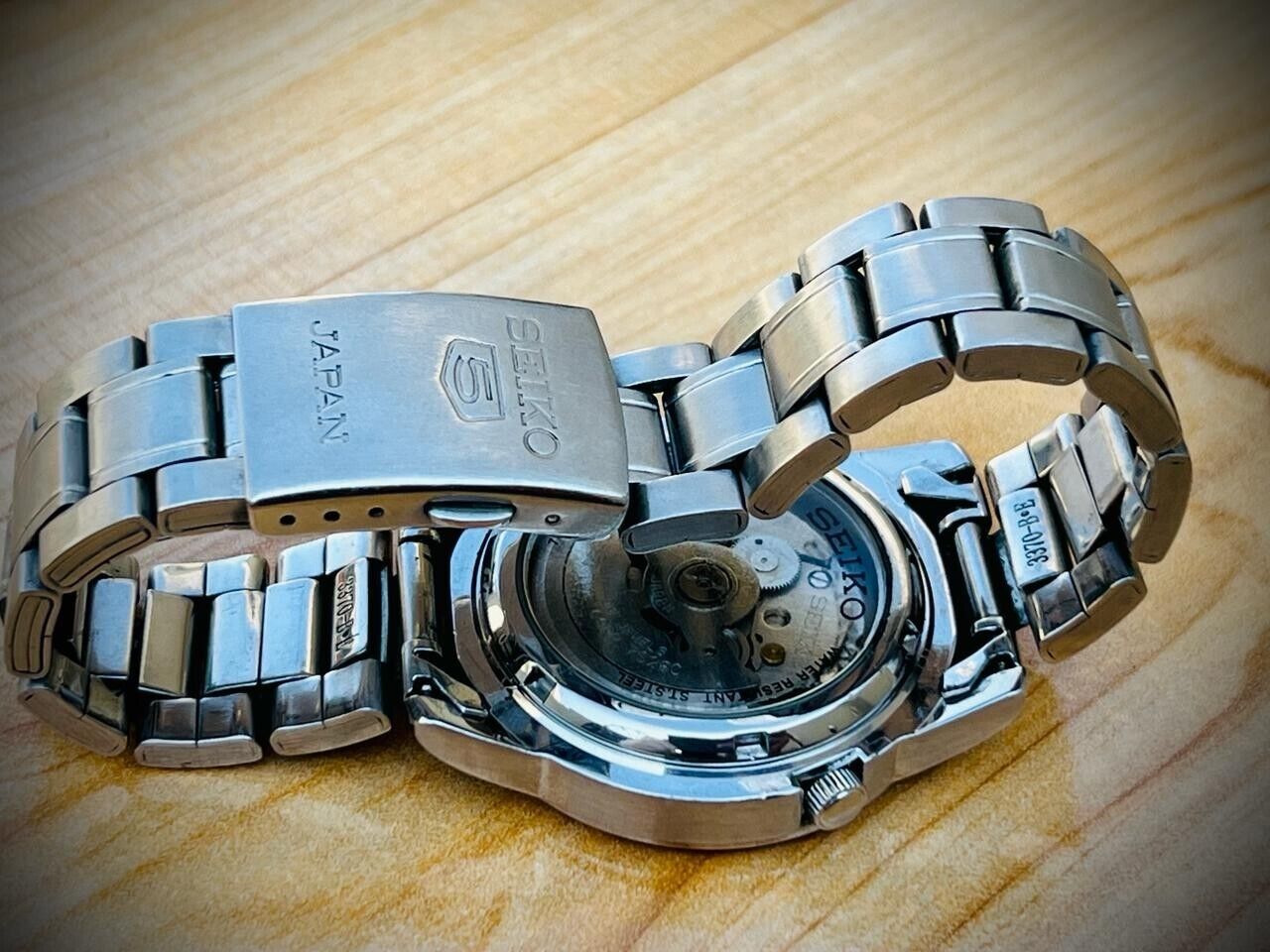 Seiko 5 Automatic 21 Jewels White Dial 7S26-02W0 39mm Men’s Watch