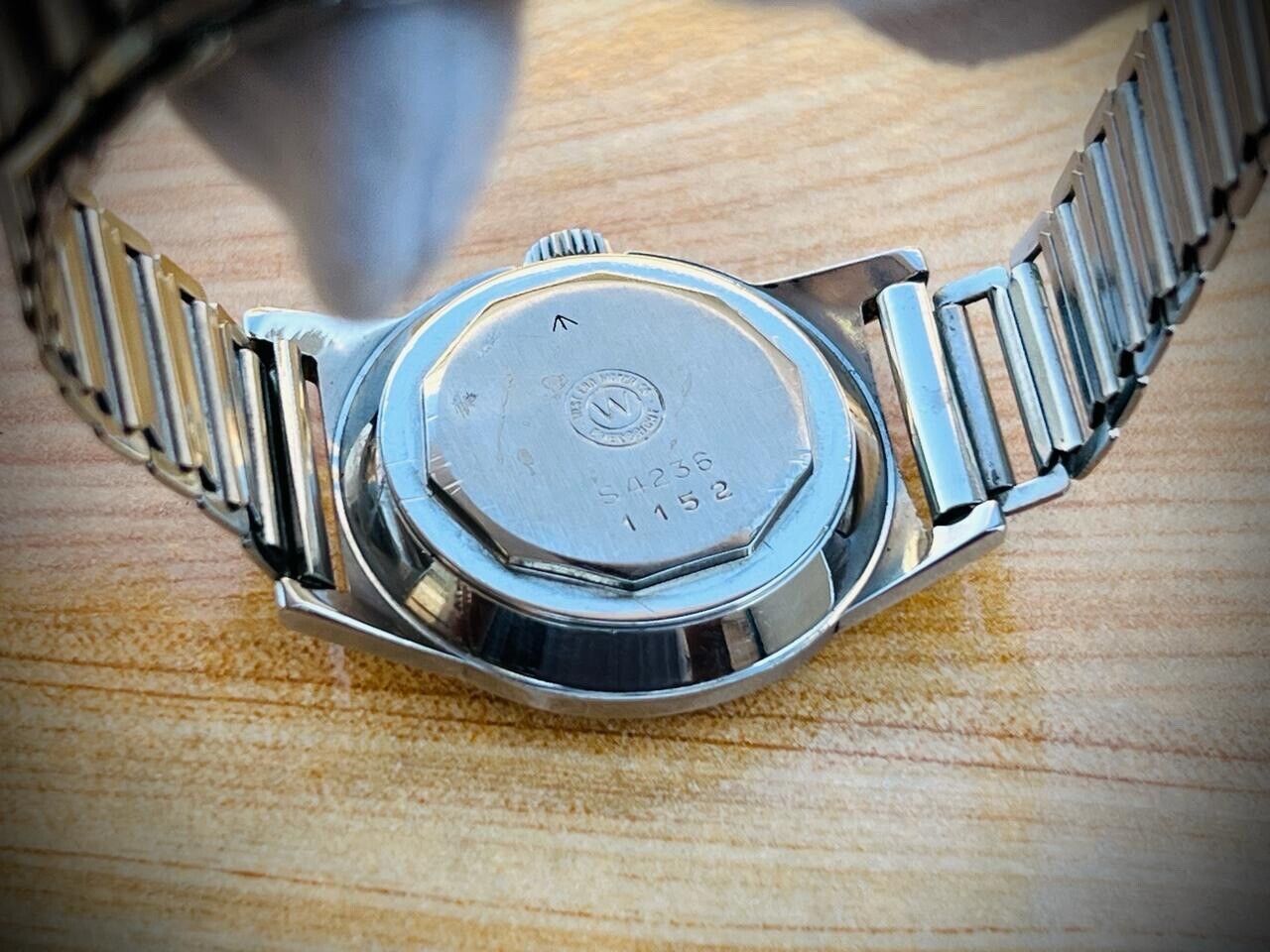 Vintage West End Ruby Dial Manual Wind Mens Watch 32mm Swiss Made