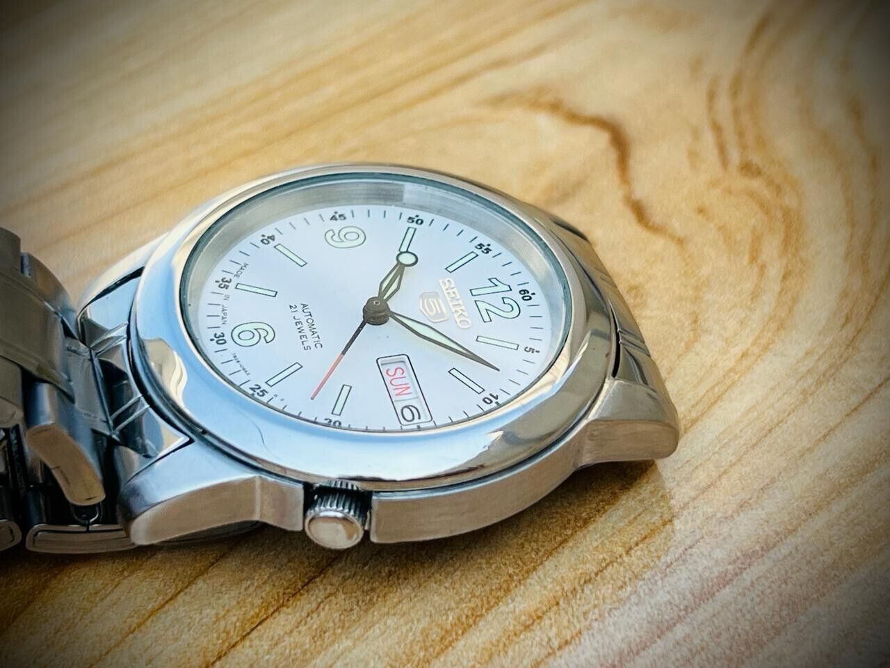 Seiko 5 Automatic 21 Jewels White Dial 7S26-02W0 39mm Men’s Watch