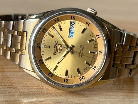 Seiko 5 Railway Dial 7s26-02c0 Automatic 21 Jewels 35mm Men’s Watch, Perfect