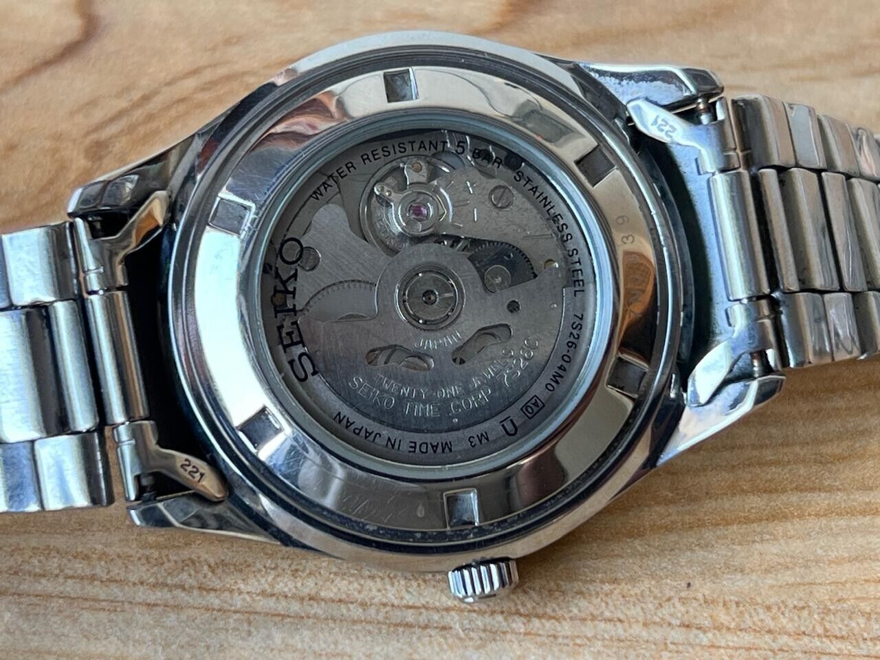 Seiko 5 Black Dial 50m 7s26-04m0 Automatic 42mm Men’s Watch, Perfect