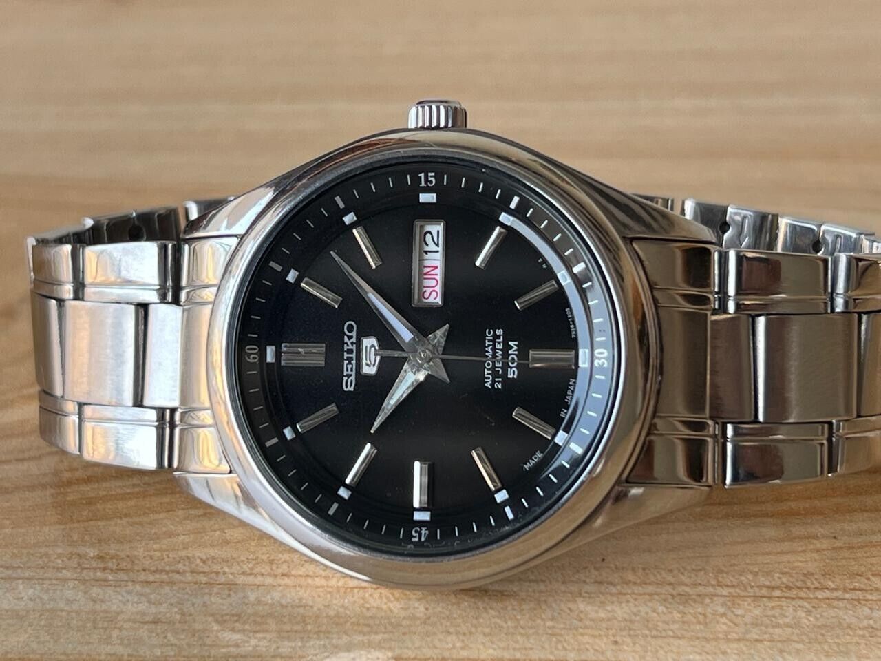 Seiko 5 Black Dial 50m 7s26-04m0 Automatic 42mm Men’s Watch, Perfect