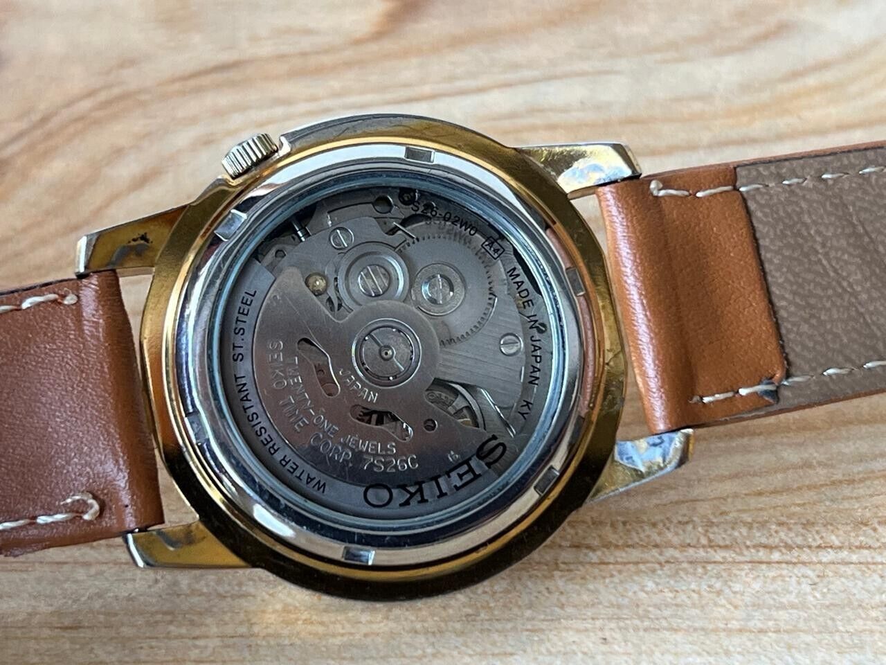 Seiko 5 Gold Dial 7s26-02w0 Automatic 39mm Men’s Watch, Perfect