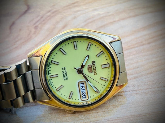 Vintage Seiko 5 Automatic Radium Dial 21 Jewels 7s26-6000 Japan 34mm