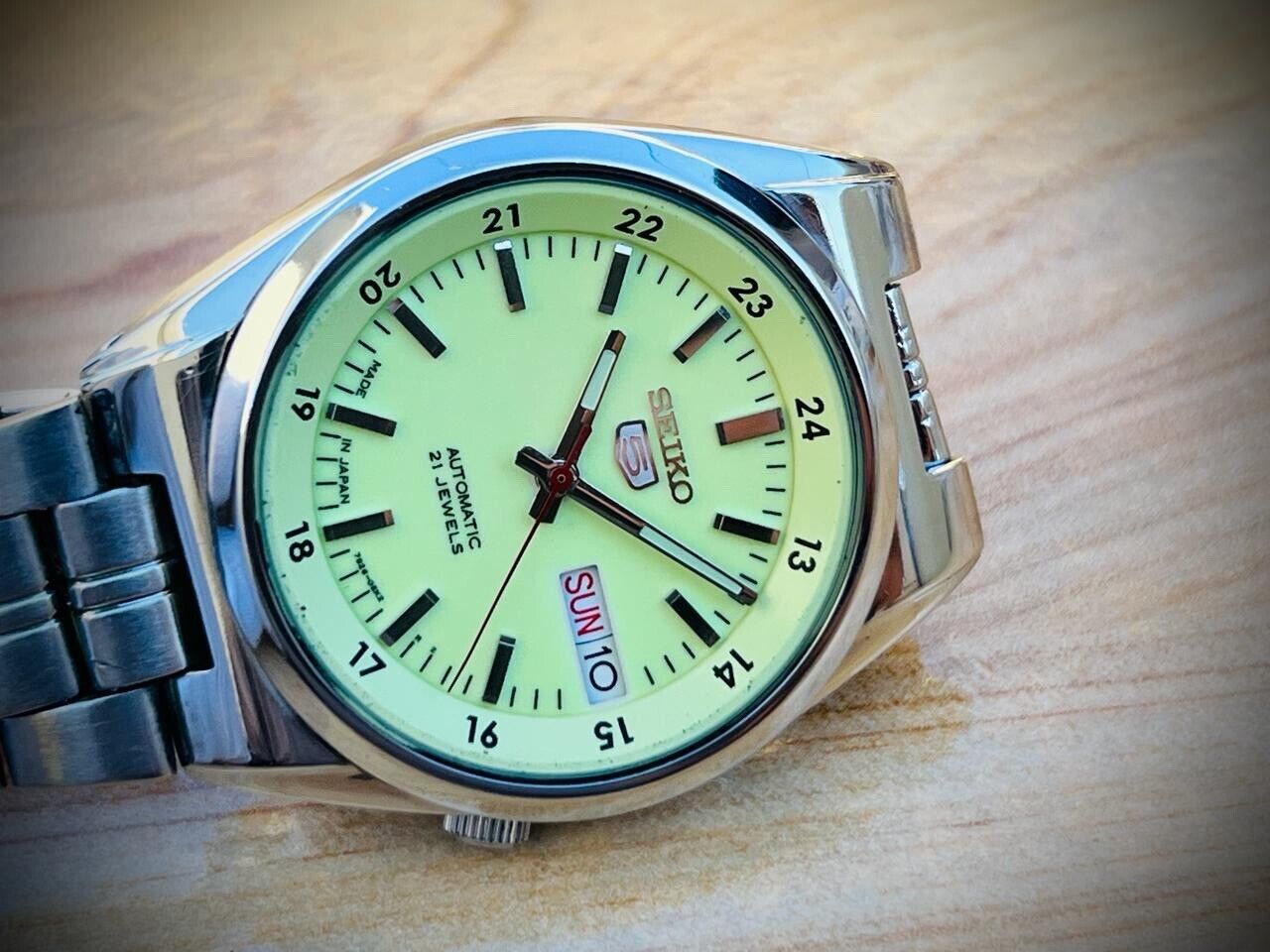 Seiko 5 Automatic Railway Radium Dial 21 Jewels 7s26-02C0, 35mm Gents Watch #869