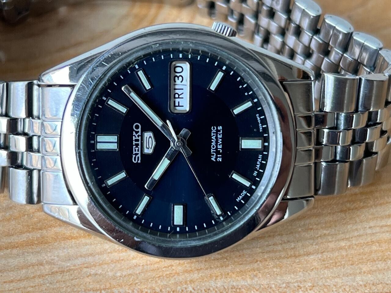 Seiko 5 Blue Dial 7s26-00x0 Automatic 21 Jewels 36mm Men’s Watch, Perfect