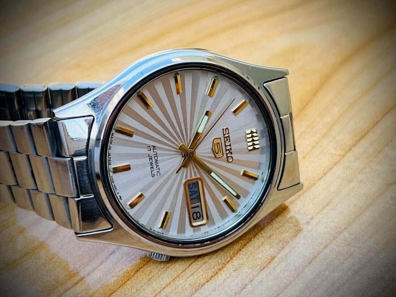 Vintage Seiko 5 Automatic 21 Jewels Rare Dial 7009-3101 Mens Watch 36mm