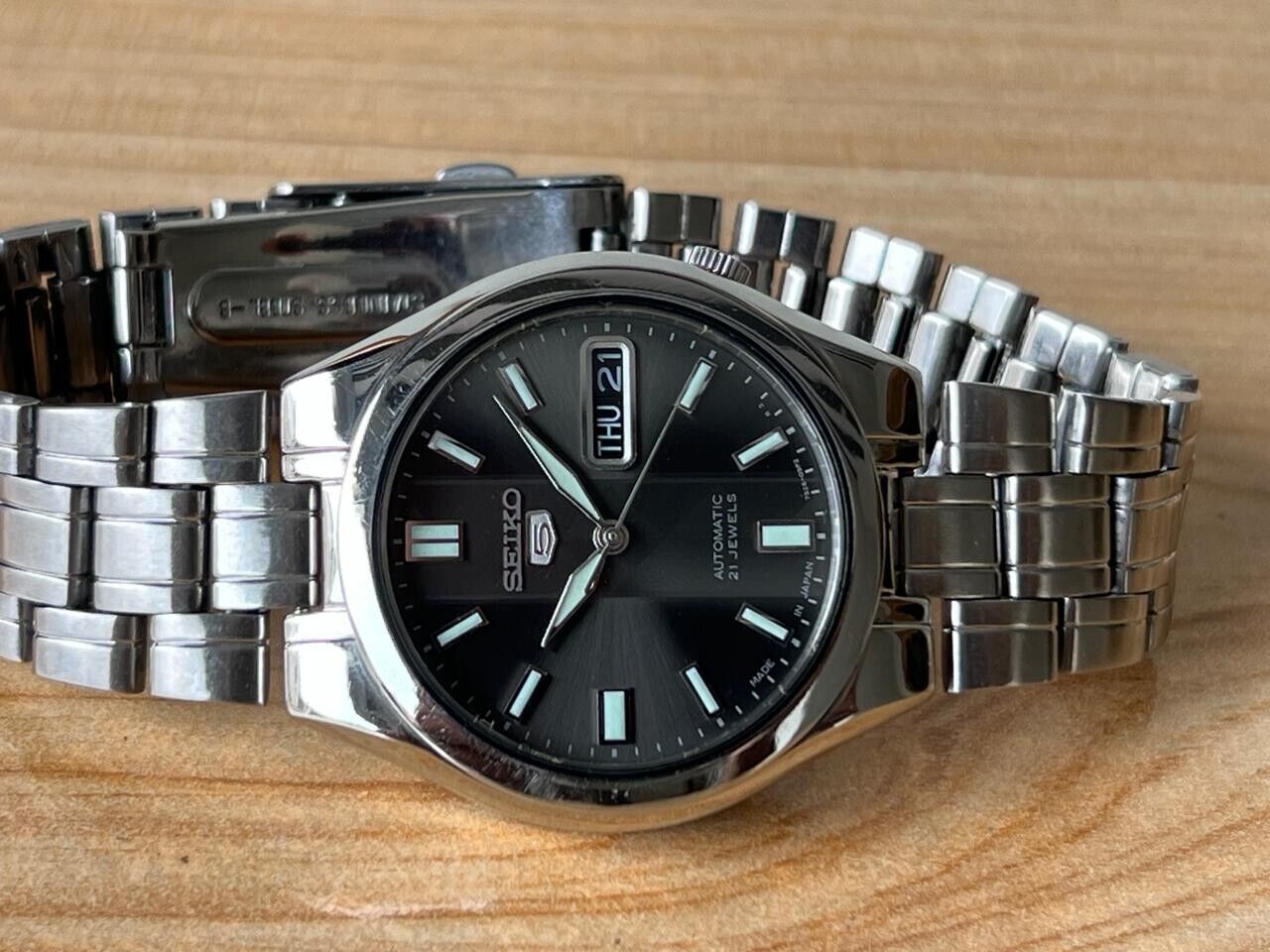 Seiko 5 Grey Dial 7s26-03e0 Automatic 21 Jewels 36mm Men’s Watch, Perfect