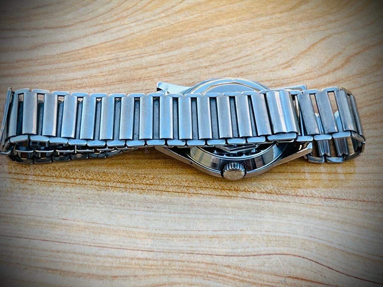 Vintage West End Ruby Dial Manual Wind Mens Watch 32mm Swiss Made