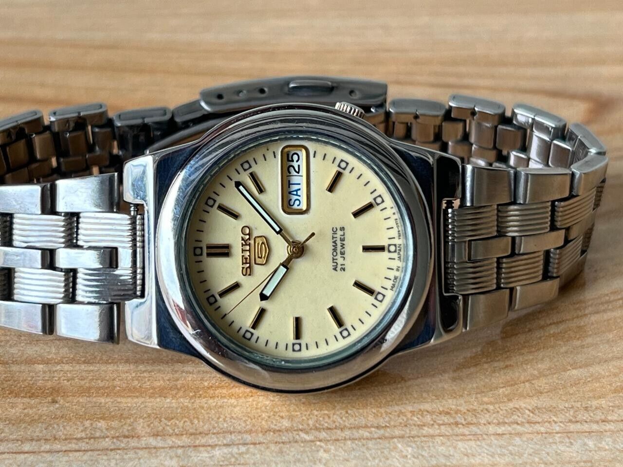 Seiko 5 Lume Dial 7s26 Automatic 21 Jewels 35mm Men’s Watch, Perfect