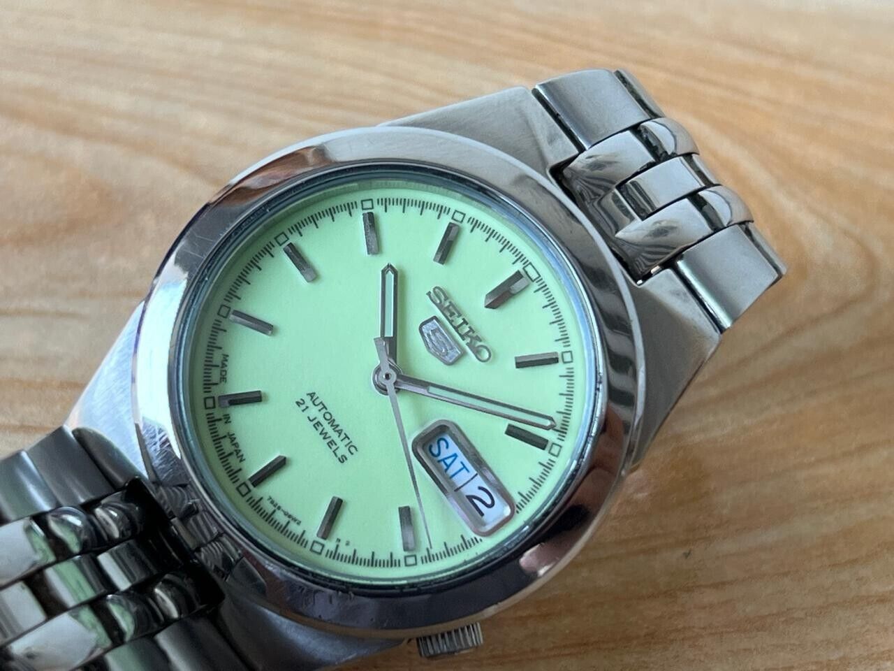 Seiko 5 Lume Dial 7s26-02v0 Automatic 21 Jewels 35mm Men’s Watch, Perfect