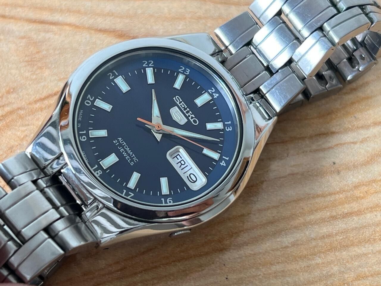 Seiko 5 Black Dial 7s26-02s0 Automatic 21 Jewels 36mm Men’s Watch, Perfect